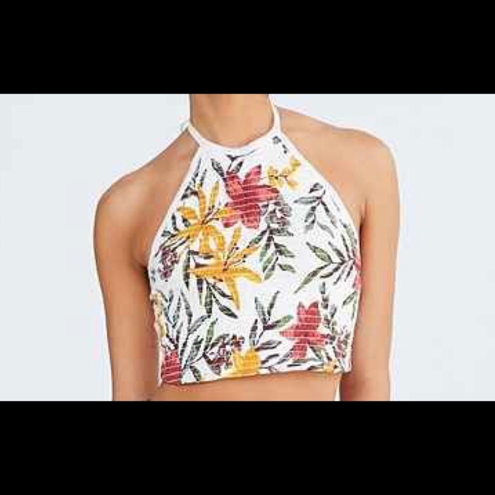 Halter Top - Picture 4 of 4